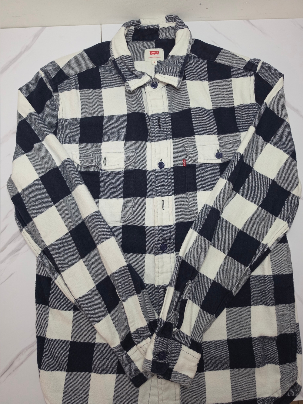 Levi's Black and White Buffalo Plaid Button-Up Shirt | Men's Size SM